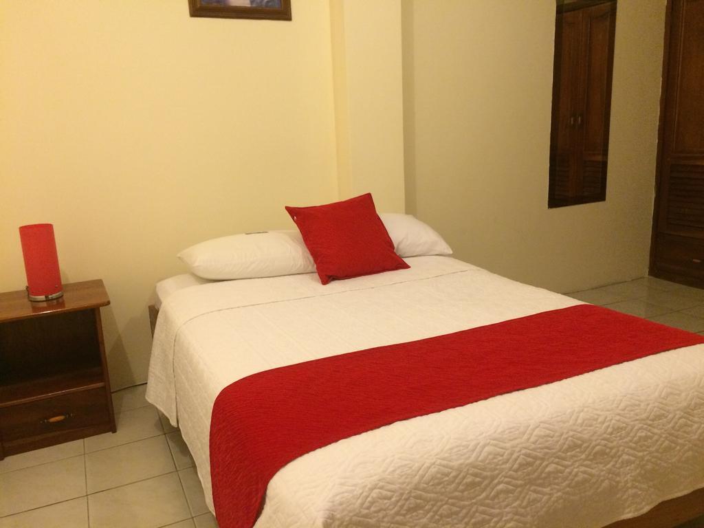 Hotel Red Booby Puerto Ayora  Eksteriør billede